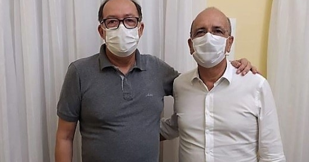 Dr. Epson deixa PDT e se filia ao PSB em Penedo, confirmando apoio ao prefeito Ronaldo Lopes
