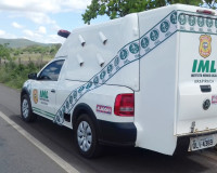 Homem é assassinado com golpes de arma branca dentro de sua residência em Penedo