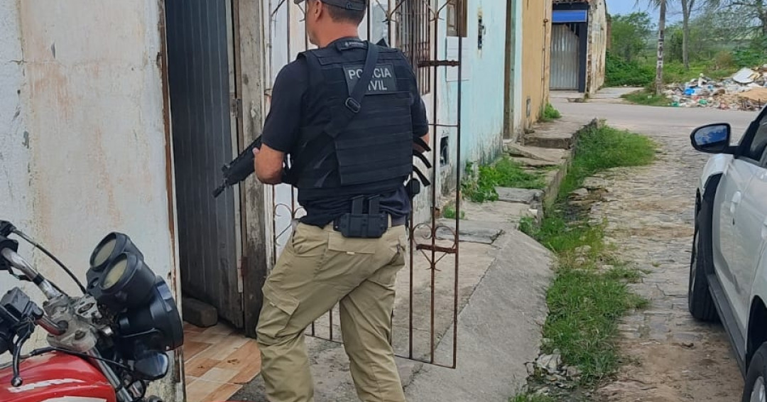 Polícia Civil prende em Sergipe condenado por roubo a mercadinho em Penedo