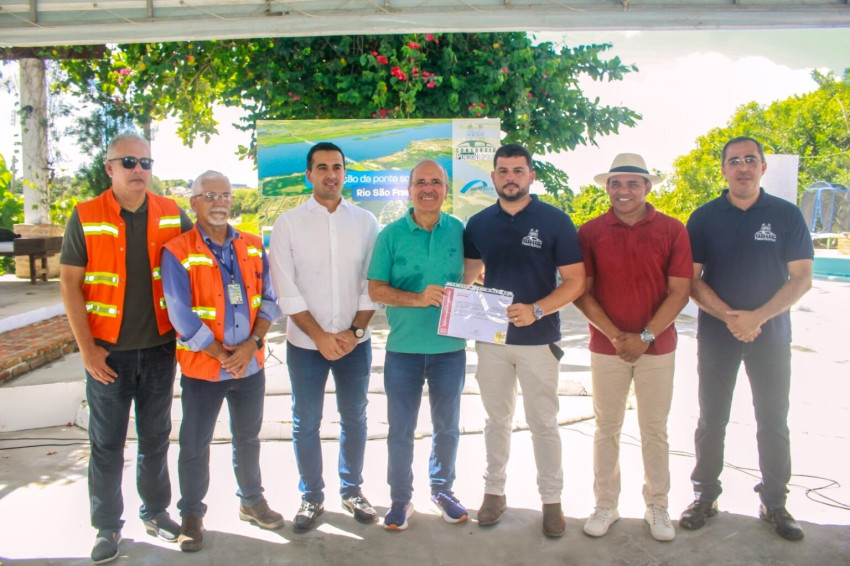 Canteiro de obras da ponte Penedo-Neópolis é instalado em Alagoas