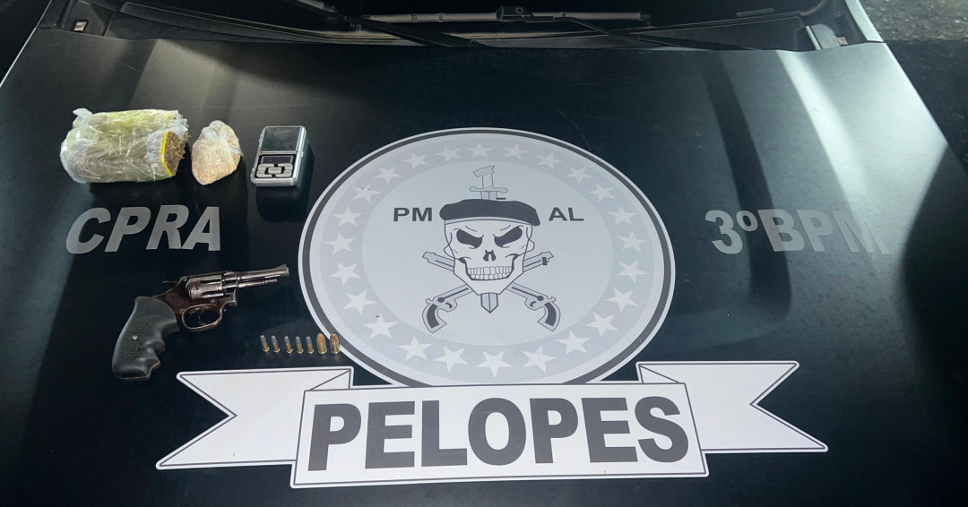 Guarnições da PM apreendem armas e drogas no município de Arapiraca