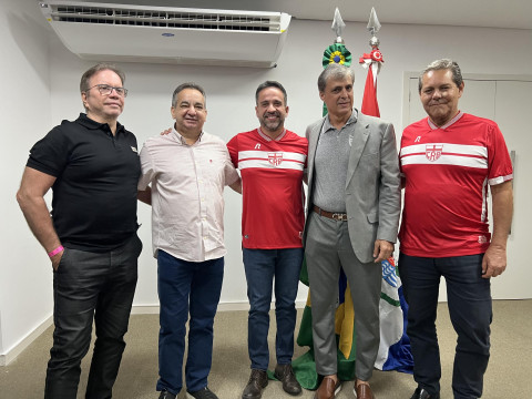 Governador anuncia quase R$ 6 milhões de aporte financeiro aos clubes de futebol de Alagoas