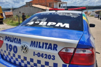 PM prende trio suspeito de tráfico ilícito de drogas em Canindé