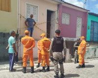 Homem é encontrado morto dentro de casa da Rua 15 de Novembro, em Penedo