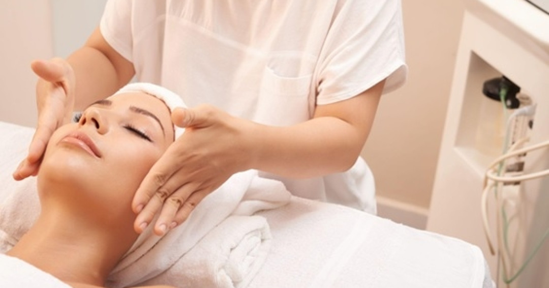 Faculdade Raimundo Marinho lança novo curso de Estética e Cosmética em Penedo