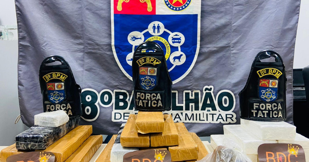 Polícia Militar apreende 20 Kg de drogas em residência que funcionava como depósito para abastecer o tráfico em Rio Largo