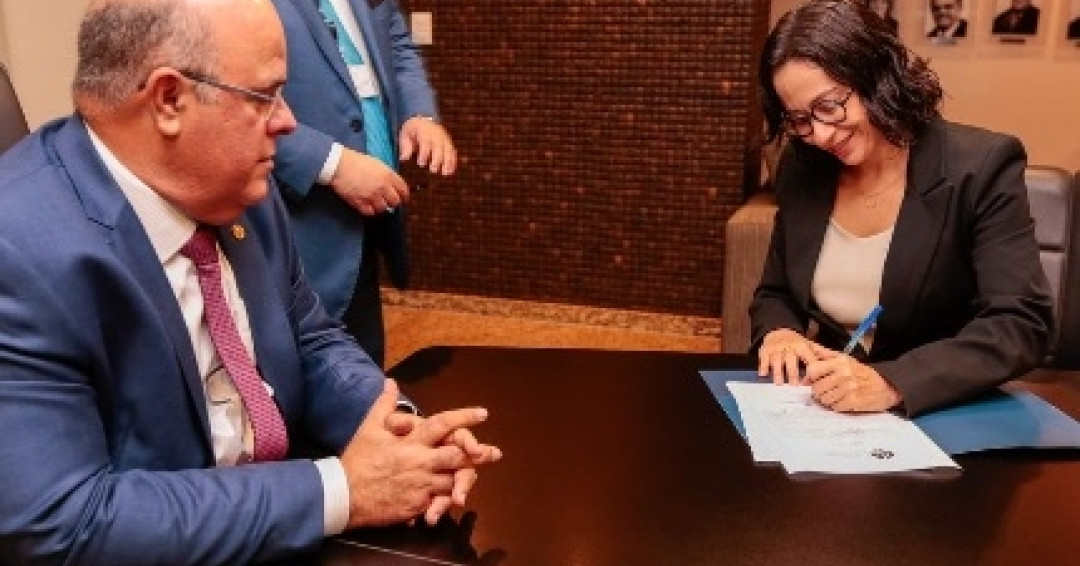 Juíza Luana Freitas assume o Juizado de Violência Doméstica de Penedo