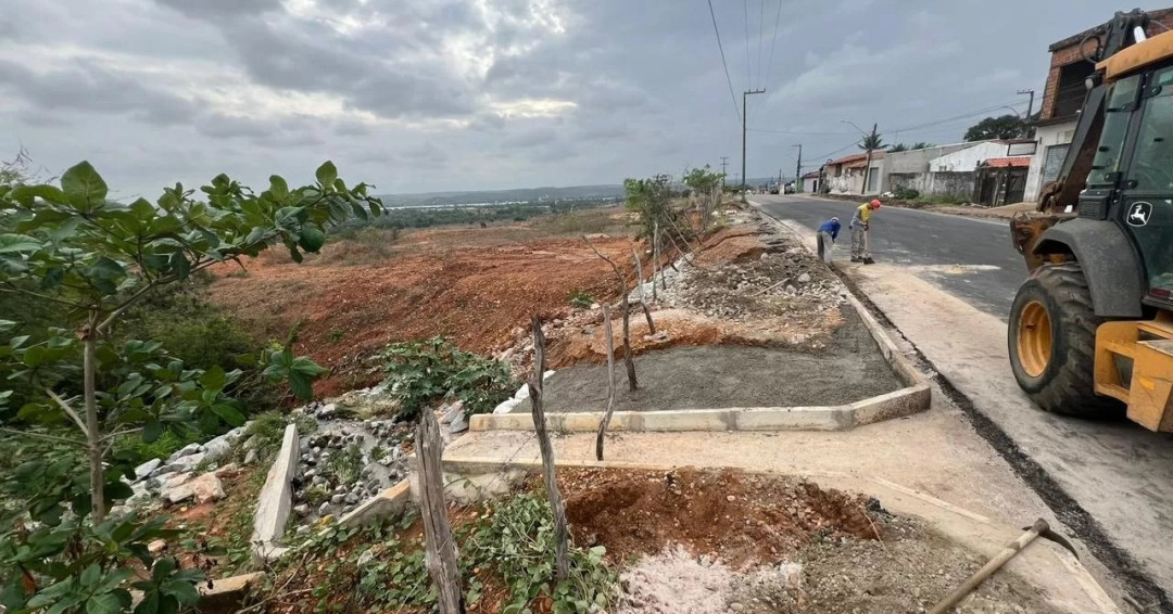 Prefeitura de Penedo recupera danos causados por fortes chuvas na Rodovia Mário Freire Leahy