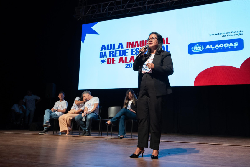 Seduc apresenta programas do Governo de Alagoas em aula inaugural da rede estadual de ensino