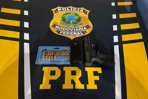 Homem é encaminhado à delegacia de Penedo após ser