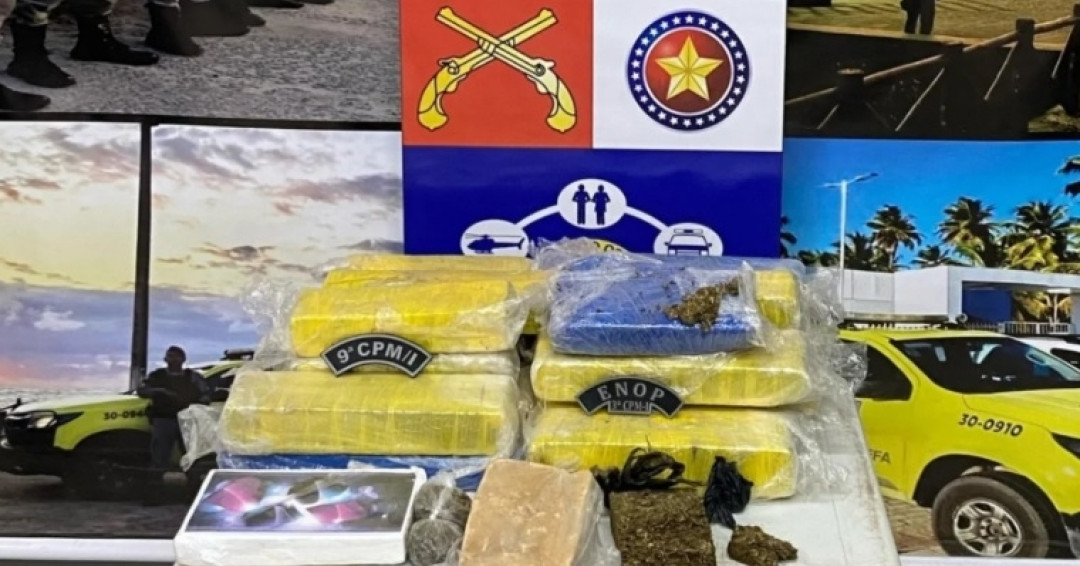 Polícia Militar apreende cerca de 17 kg de drogas em ação no bairro Barreiras, em Coruripe