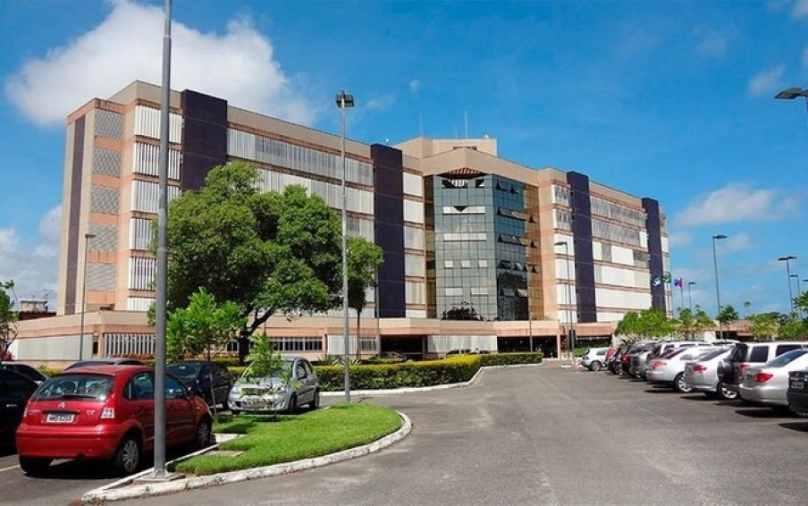 Justiça condena faculdade por cursos ilegais em Penedo; alunos devem procurar a DPU para receber indenizações