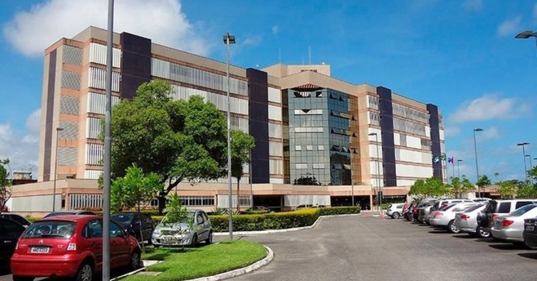 Justiça condena faculdade por cursos ilegais em Penedo; alunos devem procurar a DPU para receber indenizações