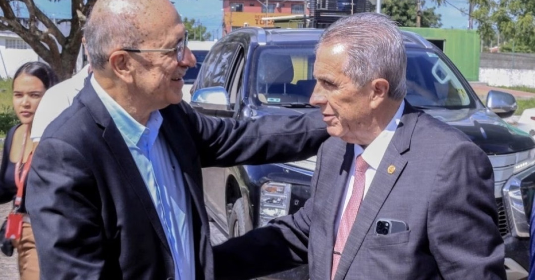Desembargador elogia prefeito Ronaldo Lopes durante encontro da Justiça Eleitoral em Penedo