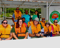Barco Escola do IMA promove travessia de conhecimento e respeito ao meio ambiente