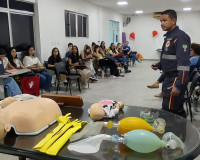 Samu nas Escolas retoma atividades em 2025 com formação de acadêmicos e ações lúdicas em escolas de Maceió