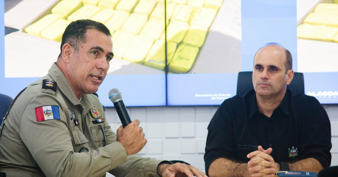 Ação conjunta intercepta meia tonelada de droga e carga irregular em São Sebastião