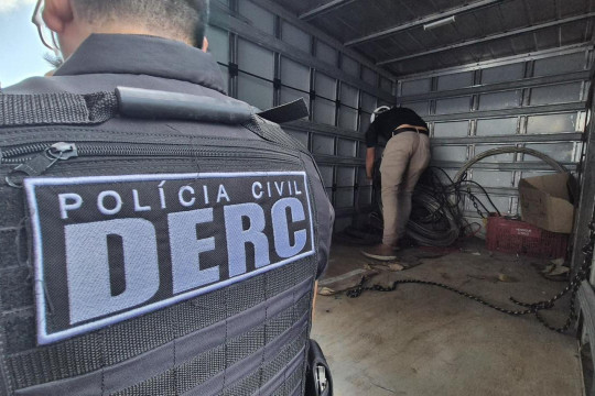 Polícia Civil deflagra Operação Curto-Circuito contra ferros-velhos que compram fios e cabos roubados