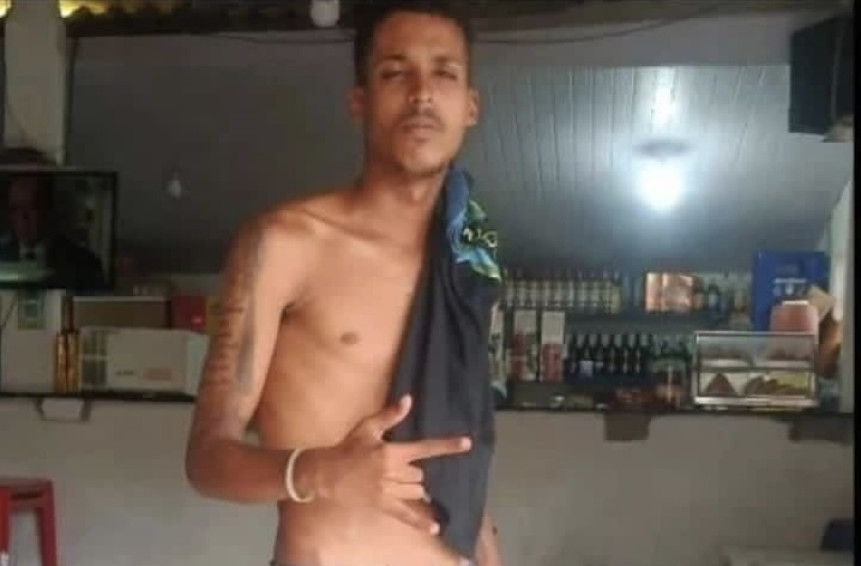 Corpo encontrado próximo a prainha de Penedo é identificado; jovem estava desaparecido