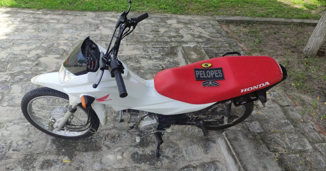 Homem é preso após ser flagrado circulando pelas ruas de Penedo com moto roubada em Piaçabuçu