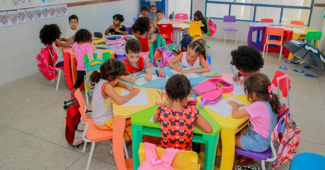Governo Ronaldo Lopes reforça segurança nas escolas da Prefeitura de Penedo