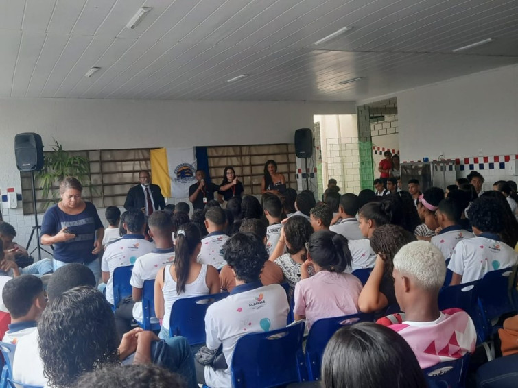 Projeto Pela Paz nas Escolas é realizado em Penedo pelo Ministério Público e Conselho Tutelar