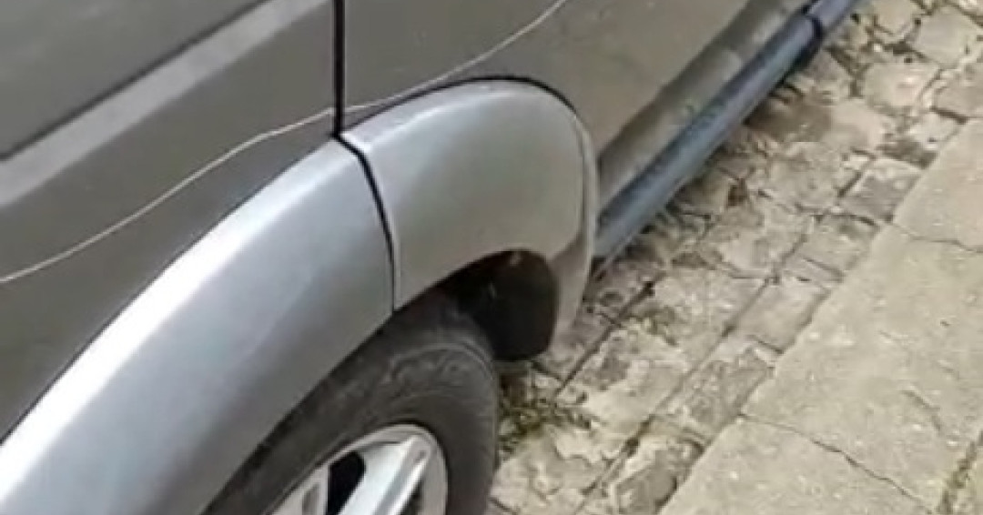 Em suposta tentativa de intimidação, vice-prefeito tem carro arranhado em Penedo