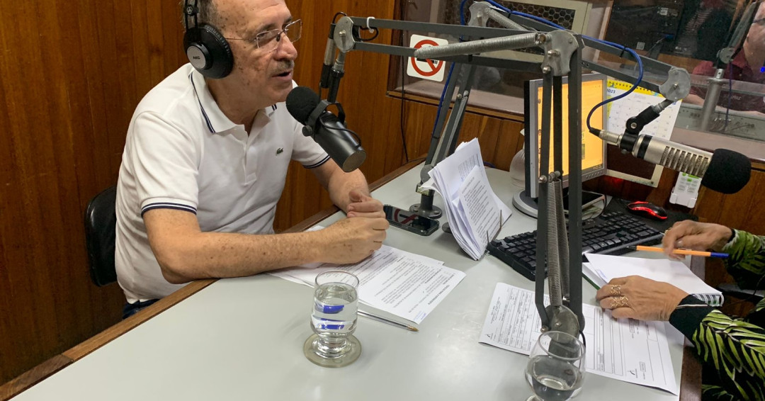 Prefeito Ronaldo Lopes denuncia irregularidades e cobra ressarcimento da Águas do Sertão