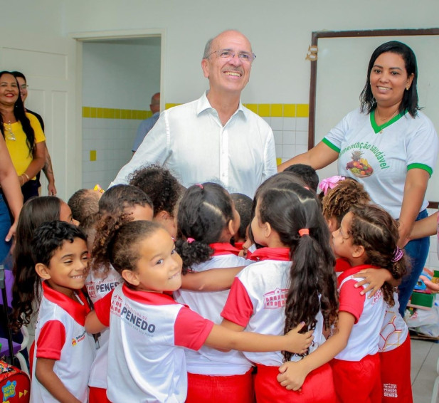 Educação em tempo integral atende cerca de 500 estudantes de escolas da Prefeitura de Penedo