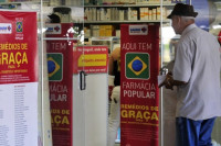 Beneficiários do Bolsa Família podem retirar medicamentos, de graça, em Penedo