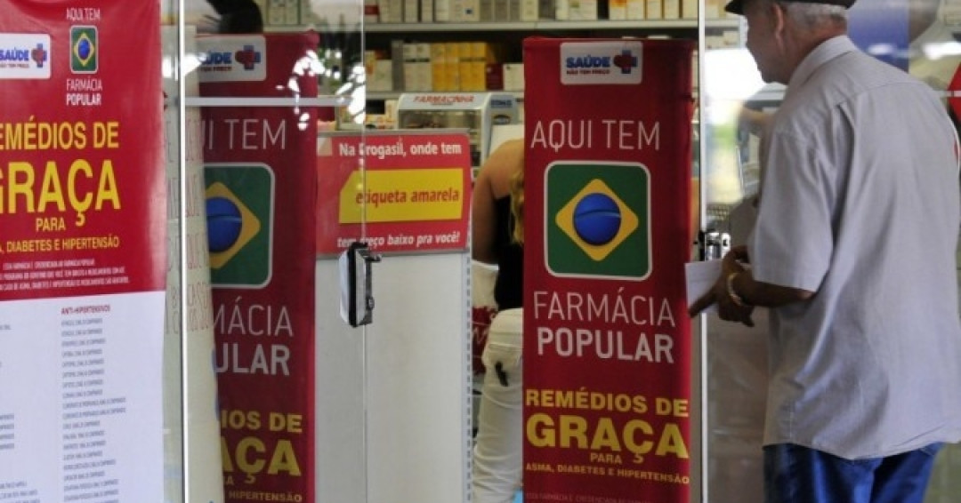 Beneficiários do Bolsa Família podem retirar medicamentos, de graça, em rede credenciada ao Programa Farmácia Popular em Penedo