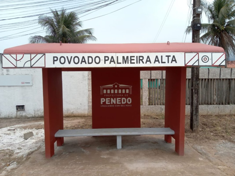 Prefeitura de Penedo instala abrigos para usuários de transporte coletivo na zona rural