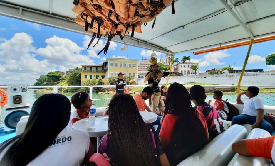 Estudantes aprendem sobre história de Penedo e preservação do Rio São Francisco