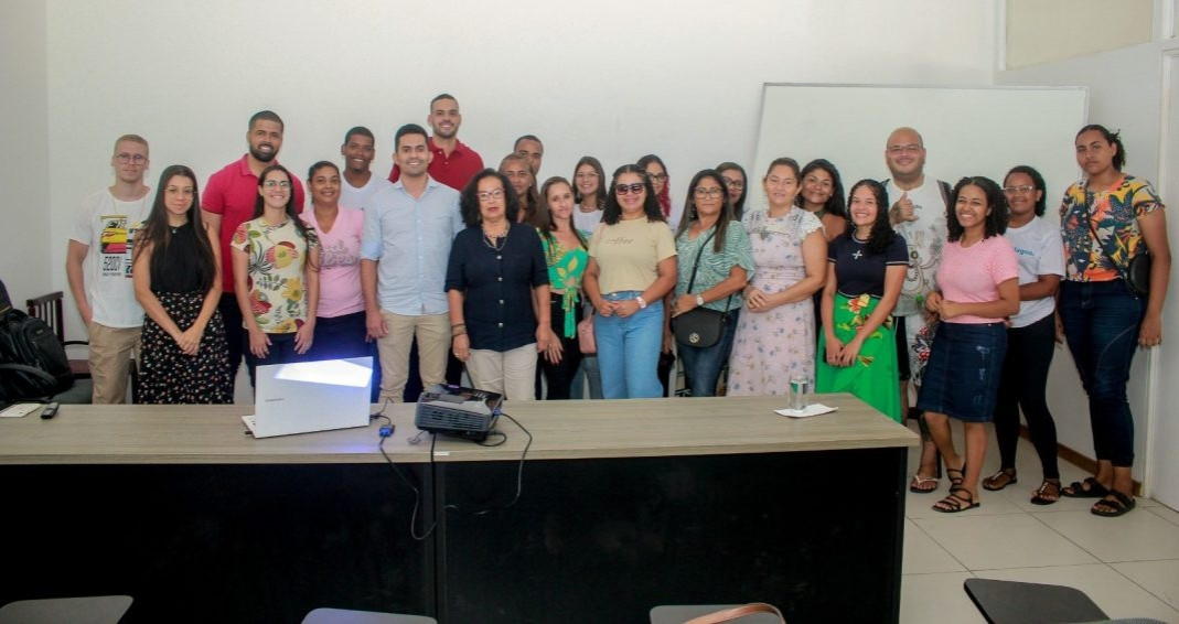 SEDECIN Penedo dialoga com ambulantes e orienta turma do Empreende Alagoas