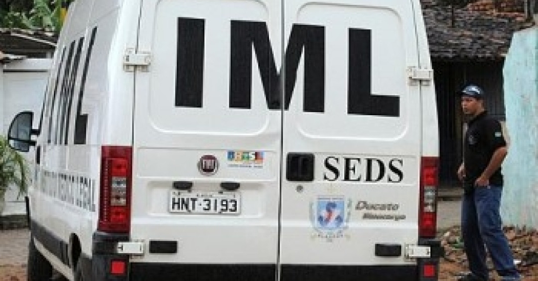 Homem é encontrado morto com as mãos algemadas em Porto Real do Colégio