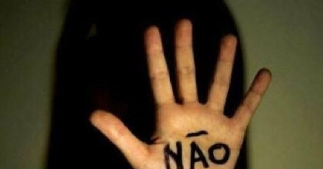 Polícia Civil prende mulher acusada de estupro contra enteada de 15 anos