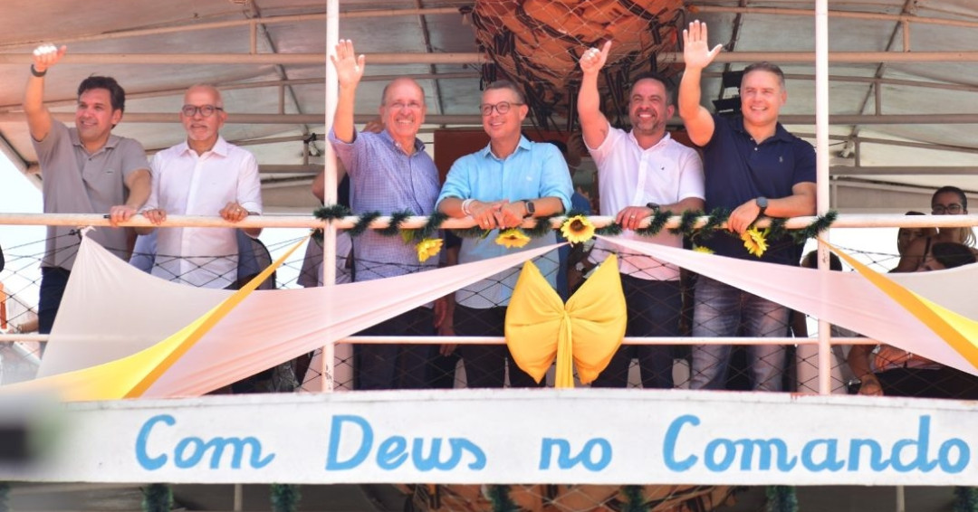 Ordem de serviço para construir ponte que vai integrar Alagoas e Sergipe é assinada em Penedo