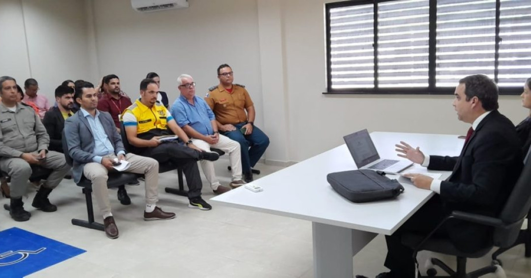 Prefeitura de Penedo, MPE e forças de segurança alinham medidas para Carnaval 2024