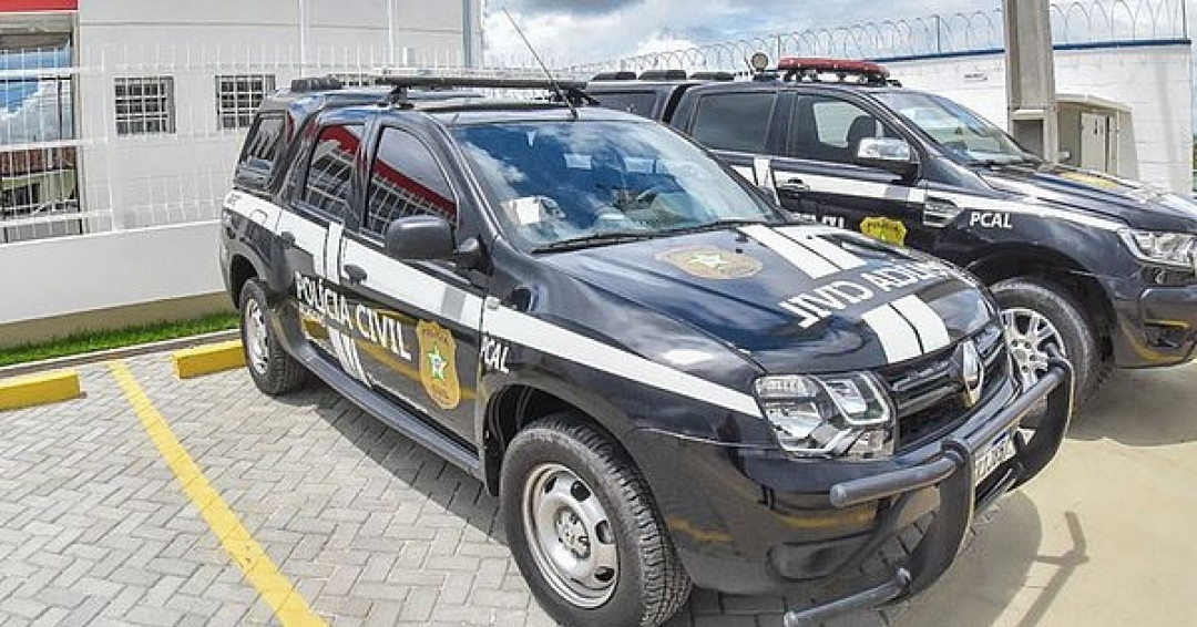 Homem é preso em Penedo após ser flagrado com drogas e munições