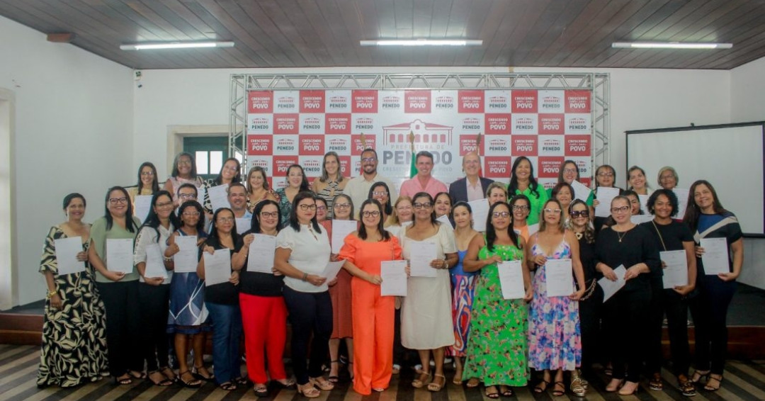 Prefeito Ronaldo Lopes efetiva gestão democrática na Semed Penedo e empossa diretores aprovados no PSS Gestor Escolar