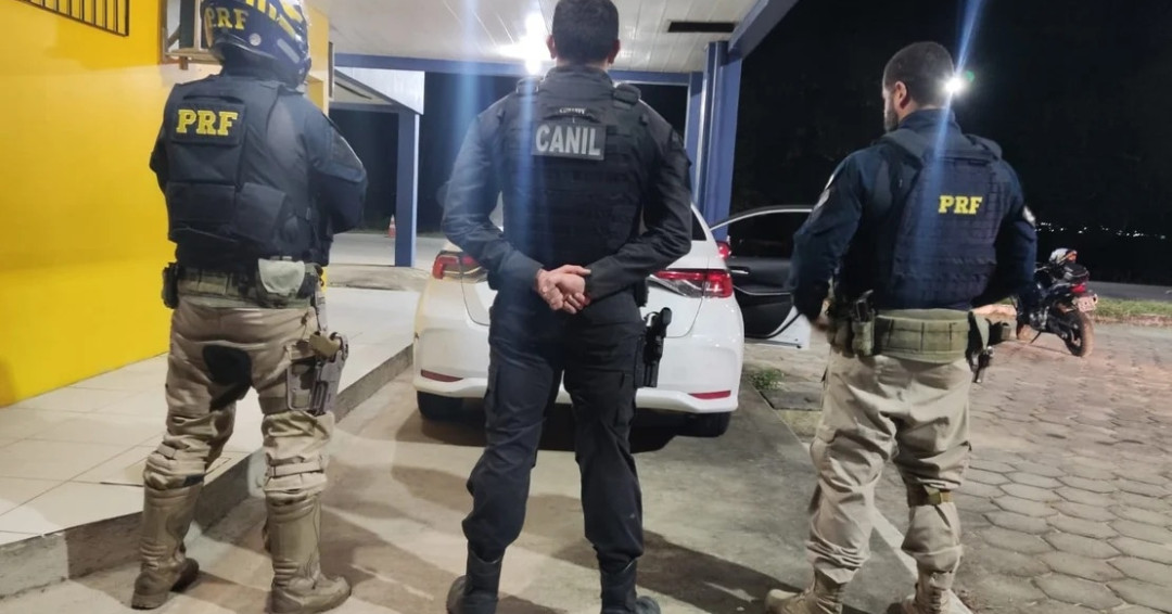 Polícia Rodoviária Federal prende mulher por receptação em São Sebastião